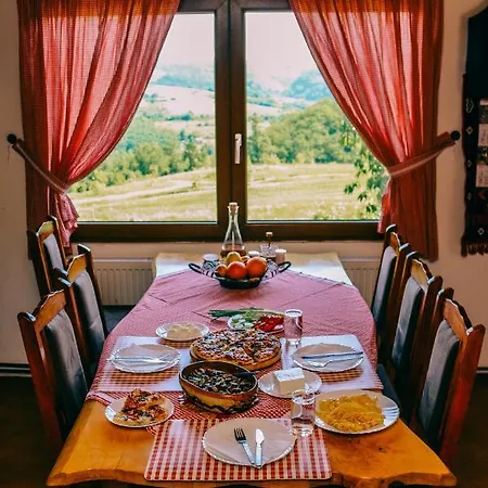 Etno Domacinstvo Milenkovic * Деспотовац