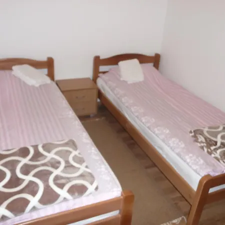 Etno Domacinstvo Milenkovic * Деспотовац