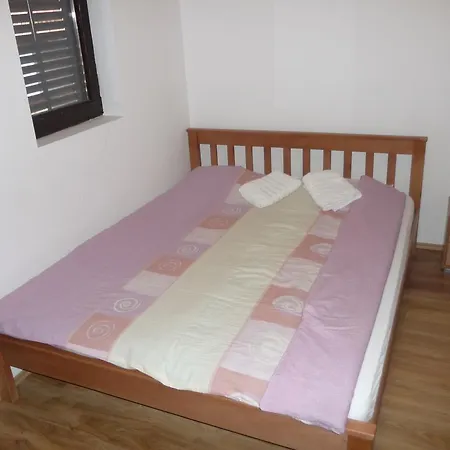 Etno Domacinstvo Milenkovic *