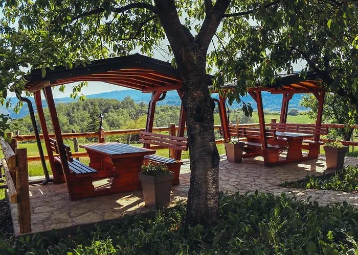 Etno Domacinstvo Milenkovic Agroturismo *