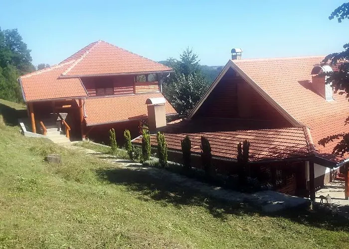 Etno Domacinstvo Milenkovic Agroturismo *